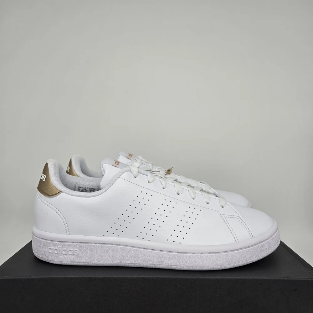 Adidas Women's Advantage 'White Copper Metallic' Shoes Size 9.5 New